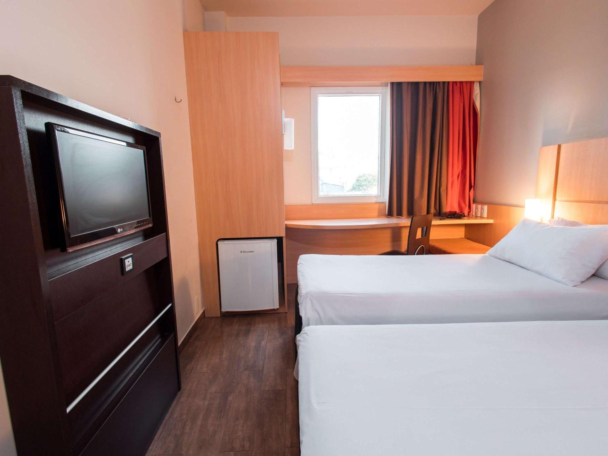 Hotel Ibis Presidente Prudente Manoel Goulart Extérieur photo